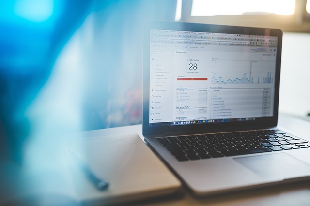 Understanding the Benefits of Web Analytics for Online Business Growth